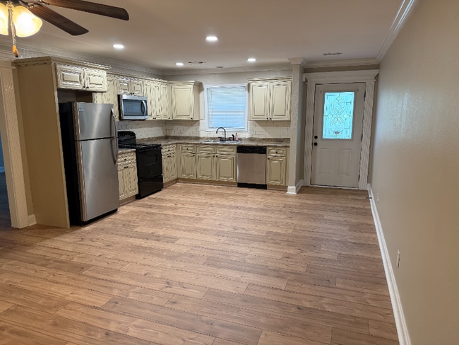 Photo - 2713 Montvale Rd Apartment