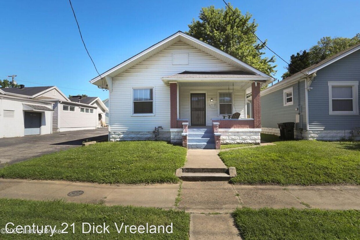 Primary Photo - 2 br, 1 bath House - 217 W Fairmont Avenue