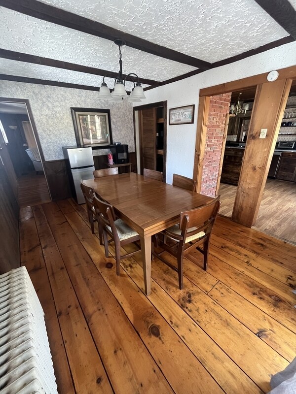 Foto del edificio - 11 Maple Ave