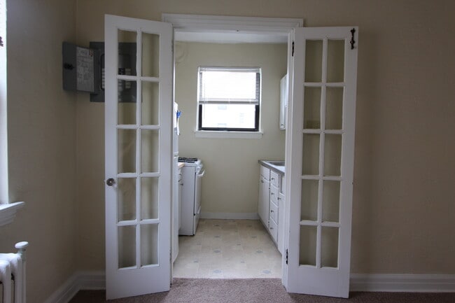 Building Photo - Baywood