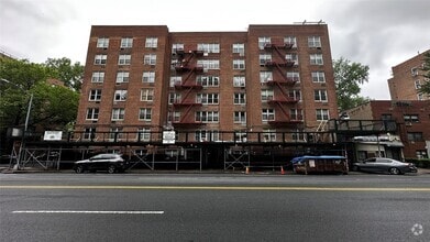 Building Photo - 6535 Broadway