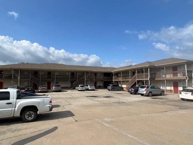 Building Photo - Flat Rock Creek Apartments