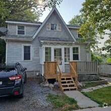 Building Photo - 555 Division St