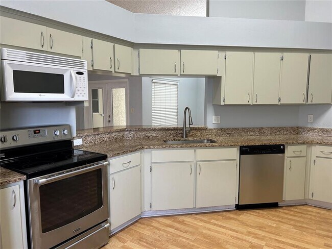 Foto del edificio - 8718 Imperial Ct