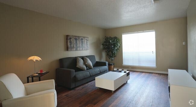 Building Photo - 1 bedroom in Dallas TX 75208