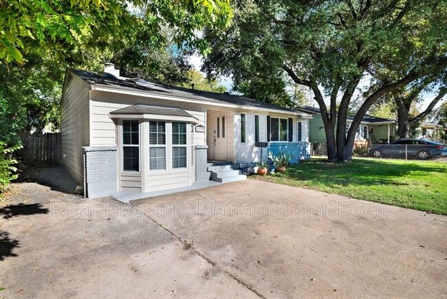 Photo - 1725 Brake Dr House