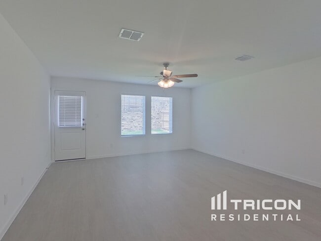 Foto del edificio - 10720 Cowhide Ln