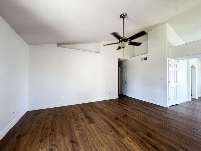 Foto del edificio - "Newly Renovated 3-Bedroom, 2-Bathroom Pool Home in Rancho Sereno!"