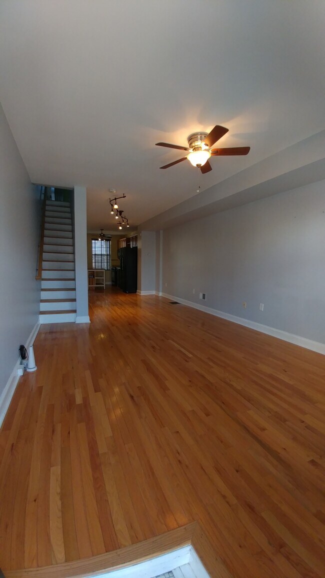 Building Photo - 3115 Fleet Street