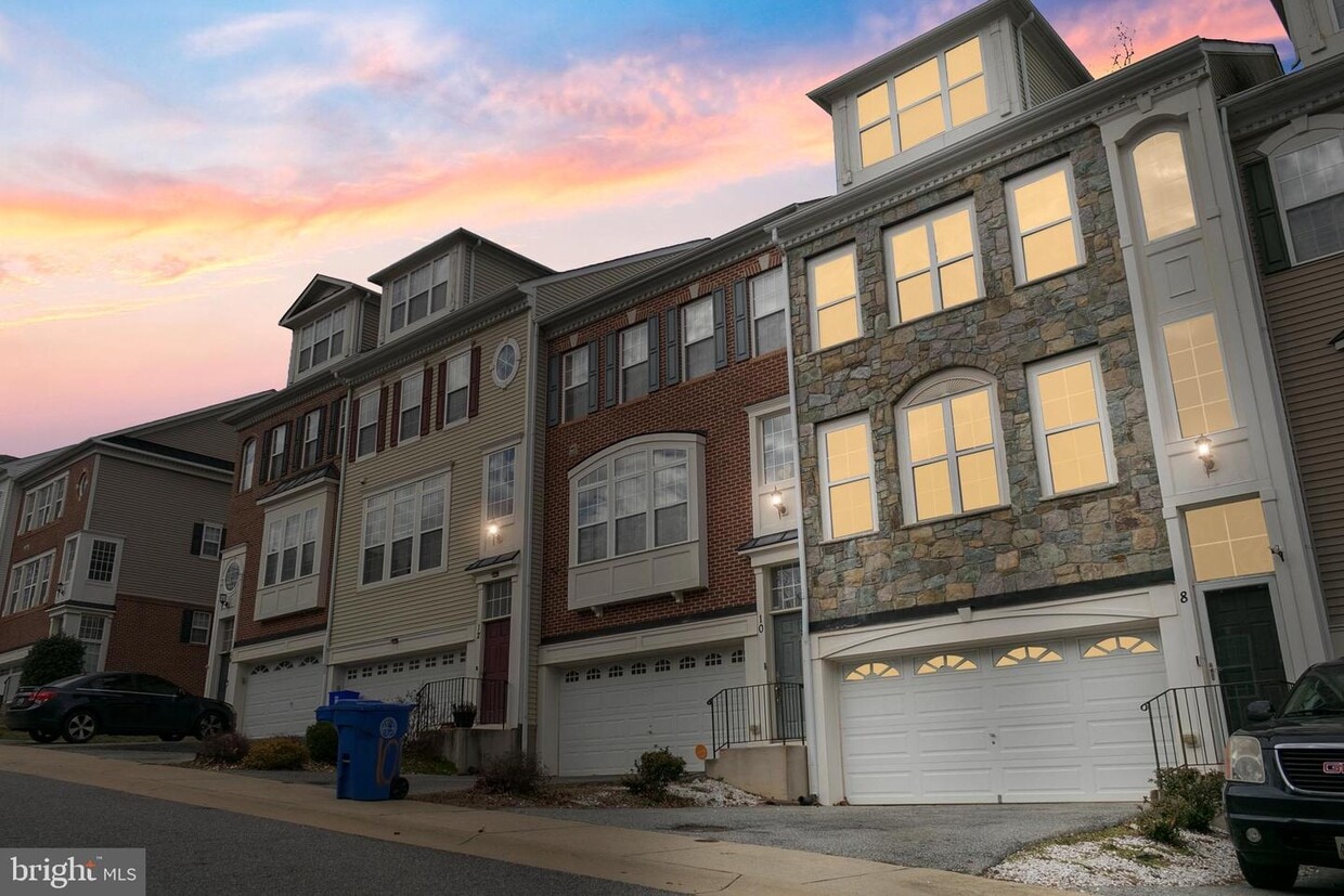 8 Lookout Dr, Indian Head, MD 20640 Townhome Rentals in Indian Head