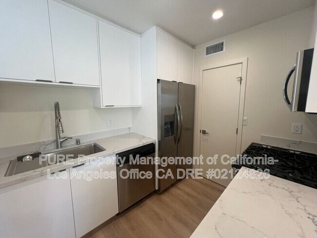 Foto del edificio - 13554 Rye St