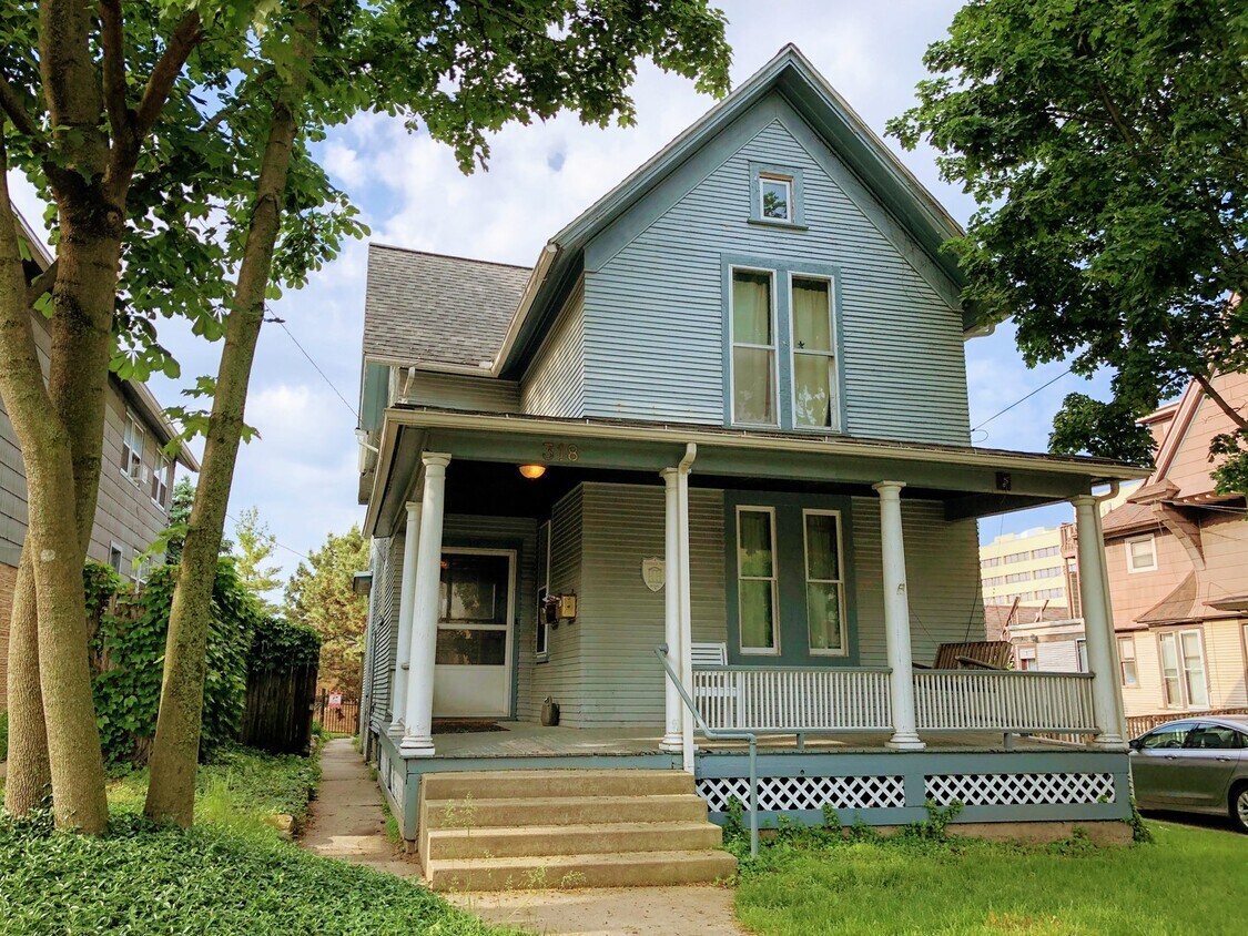 Foto principal - 318 Cherry St SE