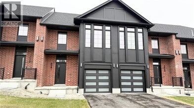 Building Photo - 6981 Heathwoods Ave