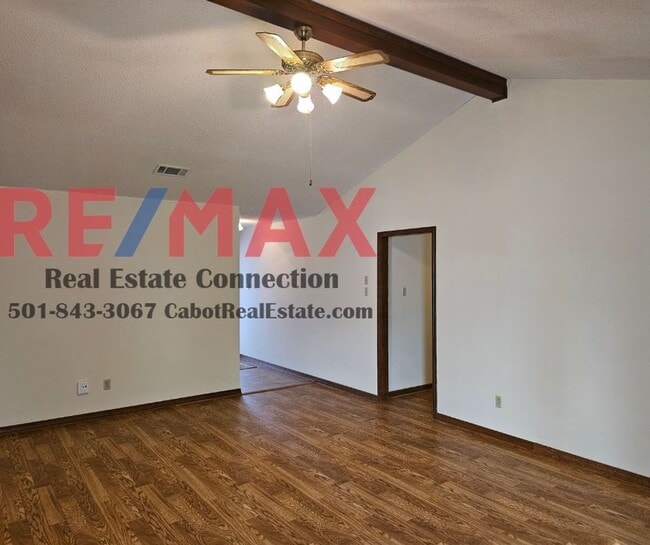 Foto del edificio - Sorry No Smoking and Pets Permitted with Restrictions