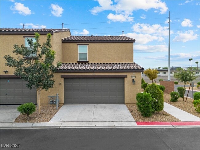 Building Photo - 5231 Dubris Dr