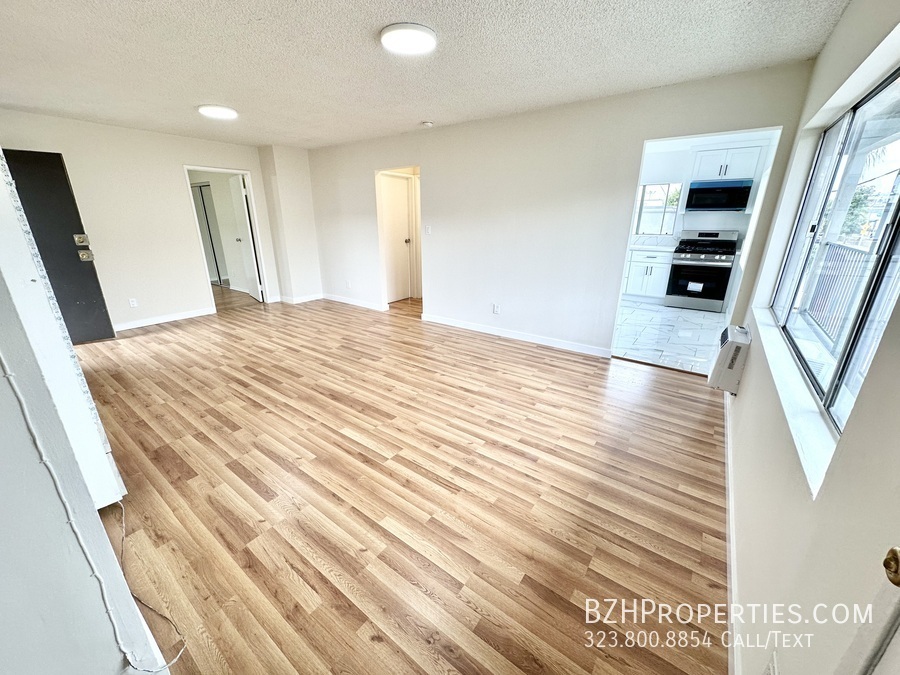 Foto principal - Newly Updated 2Bed 2Bath with Balcony!!!