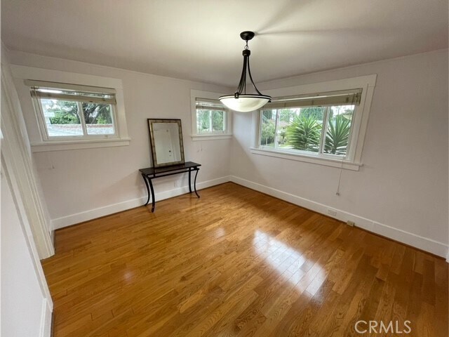 Foto del edificio - 1922 N St Andrews Pl