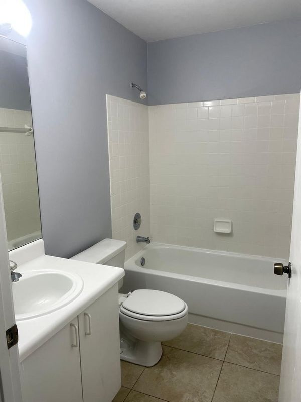 Foto del edificio - 5070 Sanctuary Way