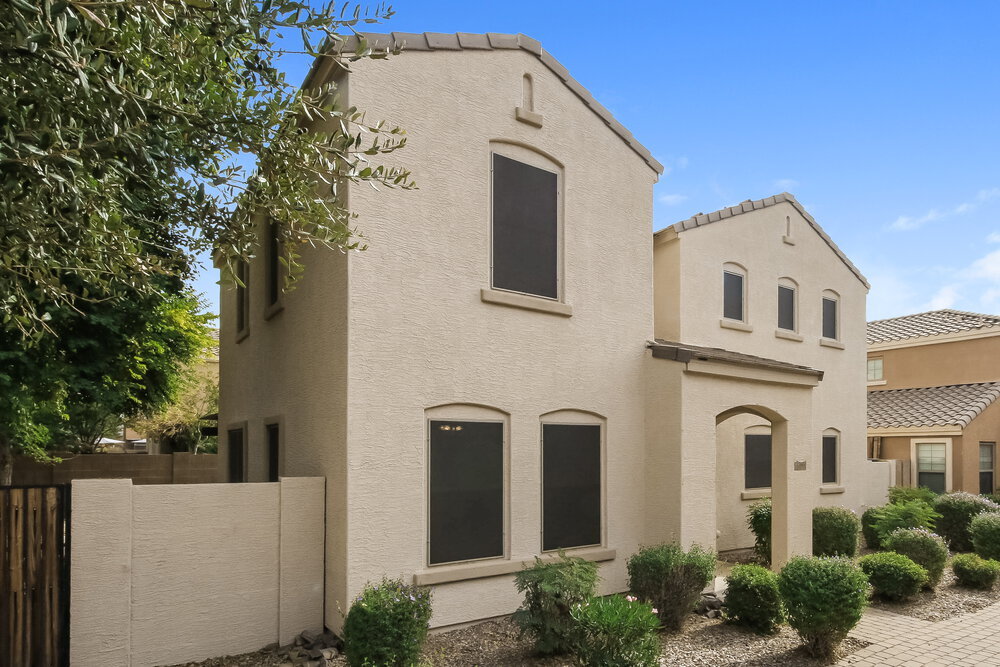 Foto principal - 3306 E Franklin Ave