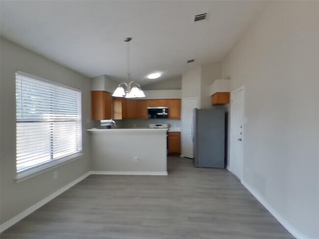 Foto del edificio - 1302 Texas Oak Way