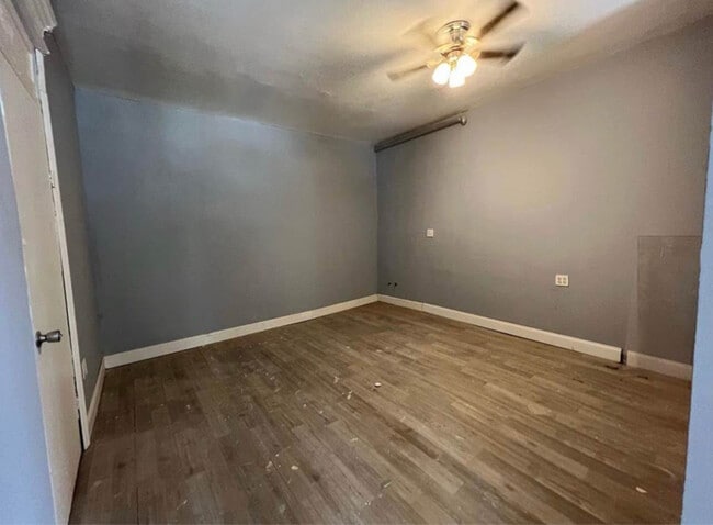 Foto del edificio - 1624 Pitkin Ave