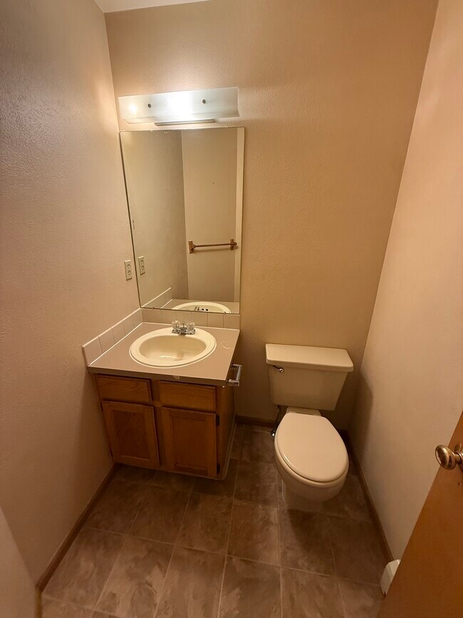 Foto del edificio - 3131 Bell Dr