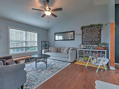 Building Photo - 23 Maple Ridge Ct