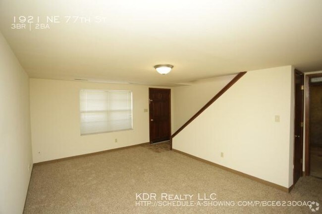 Building Photo - 3 bedroom in Gladstone MO 64118