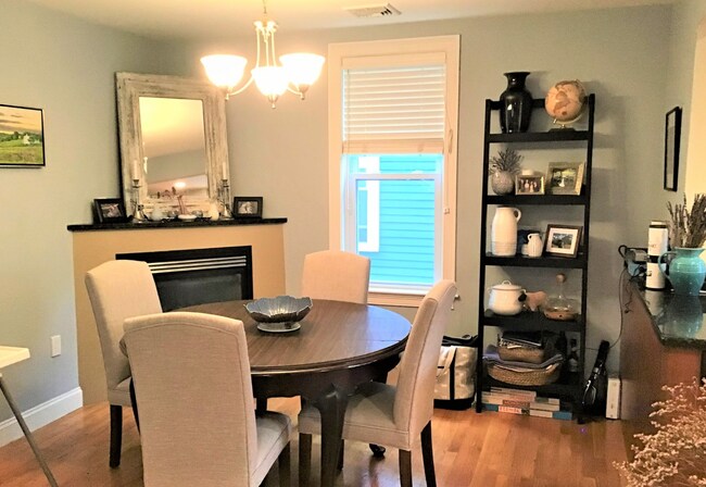 Foto del edificio - 60 Magnolia Ave