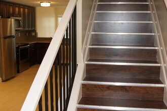 Building Photo - 5500 Bentgrass Dr