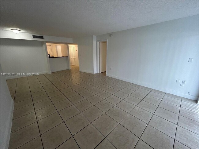 Building Photo - 4205 N University Dr
