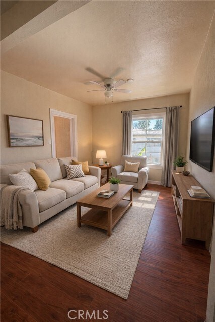 Foto del edificio - 1946 New England St