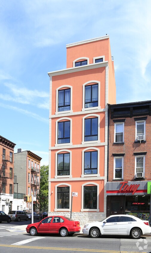 Building Photo - 599 Myrtle Ave