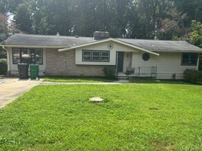 Building Photo - 6225 Branch Hill Cir