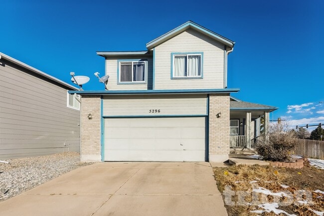 Building Photo - 5296 Pine Haven Dr