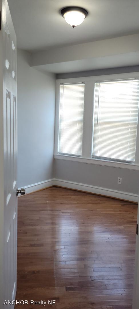 Building Photo - 3 br, 1 bath House - 4122 Higbee St.