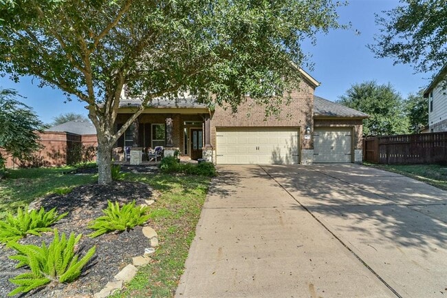 Building Photo - 6207 Holly Oaks Court