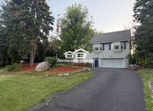 Building Photo - 3566 Granada Ave N