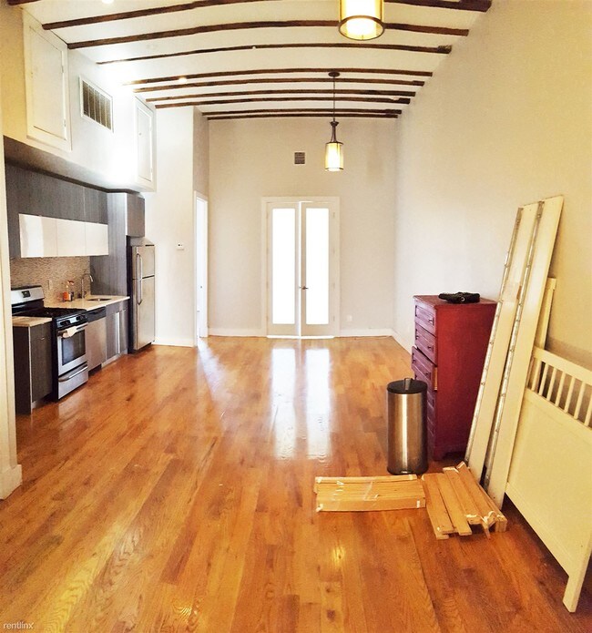 Foto del edificio - 1048 Wyckoff Ave