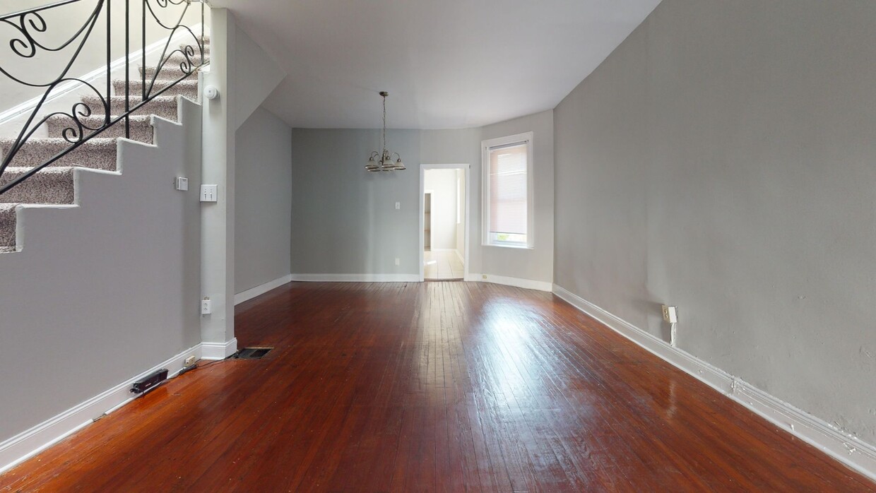 Foto principal - Lovely West Philly 3 Bedroom Home for Rent