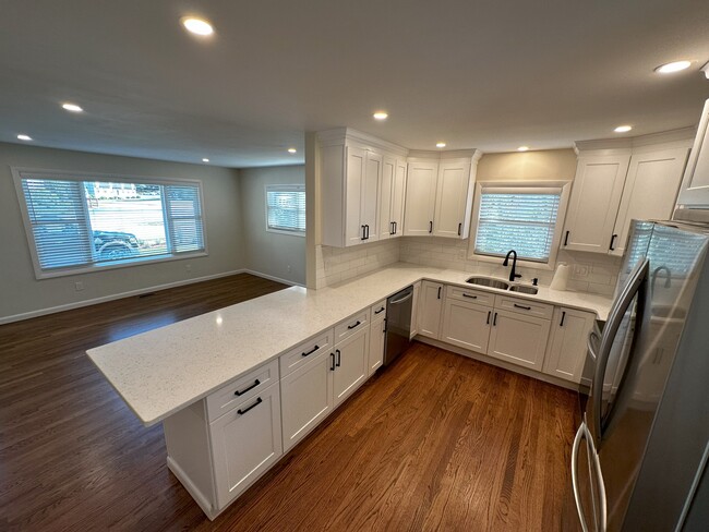 New kitchen - 193 Beaver St