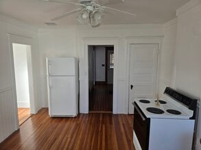 Building Photo - 19 Dartmouth St Building Photo - 19 Dartmouth St