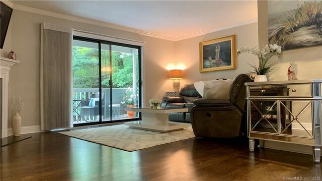 Foto del edificio - 3 Oakwood Dr