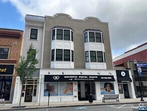 Building Photo - 161 S Main St