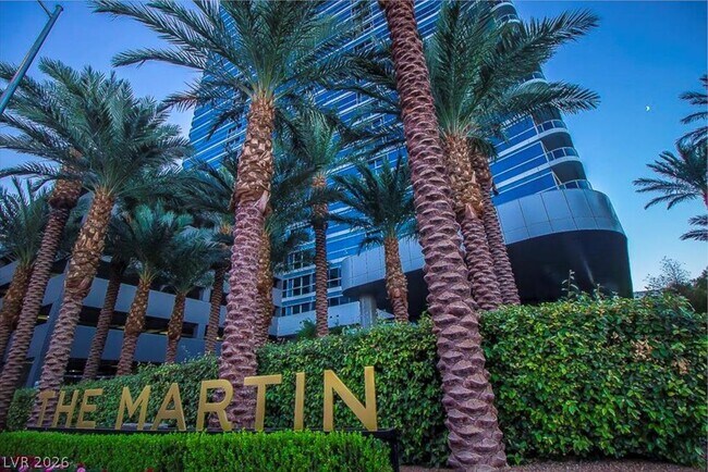 Foto del edificio - 4471 Dean Martin Dr