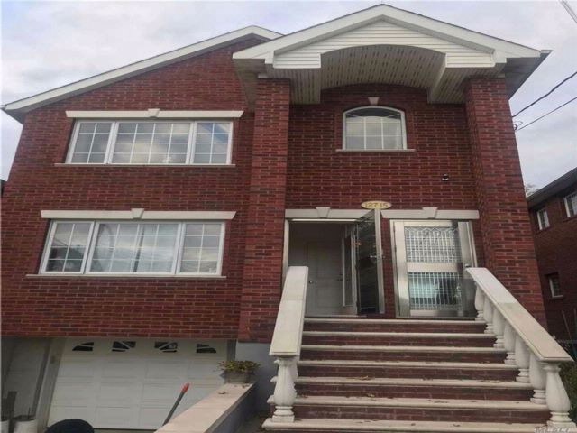 Primary Photo - 131-10 11th Ave