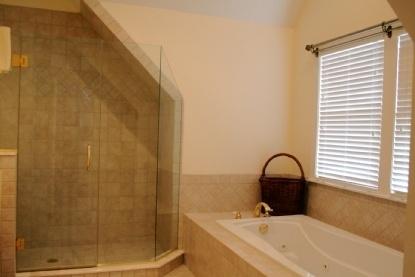 Building Photo - 180 Breese Ln