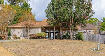 Building Photo - 5 Piedmont Cove