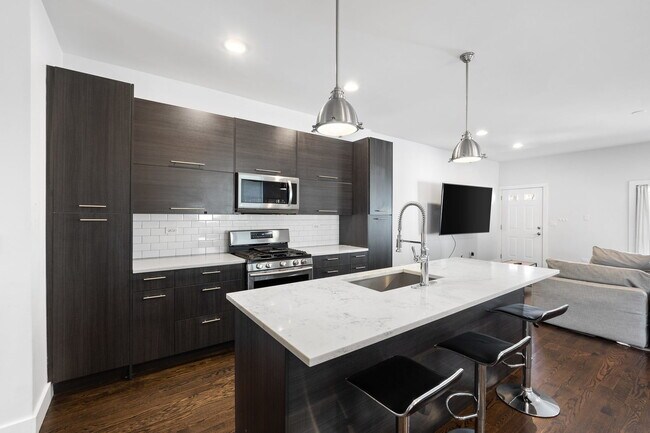 Foto del edificio - 1006 W Cullerton St