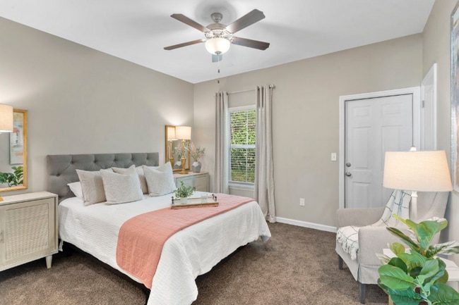 Building Photo - 2209 Del Carmel Way